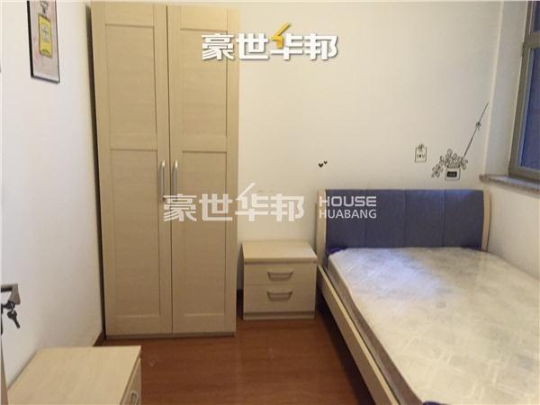 房间