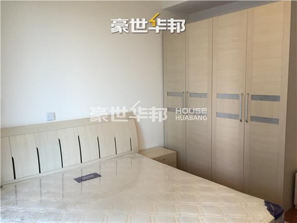 房间