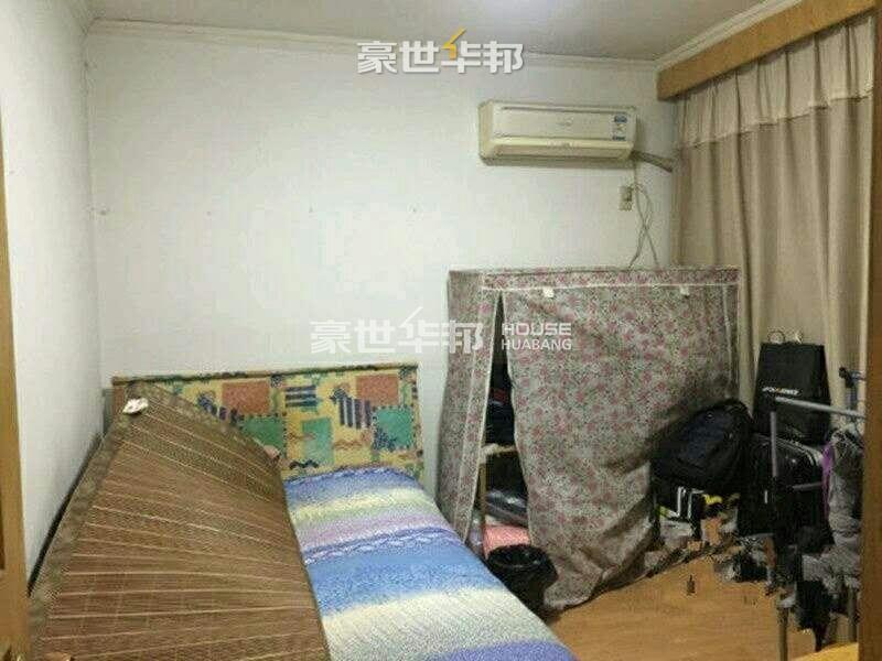 房间