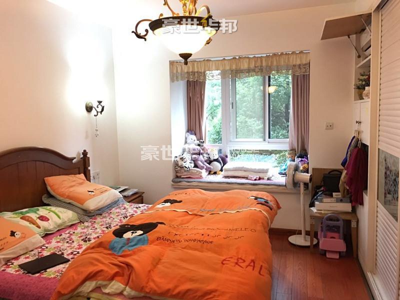 房间