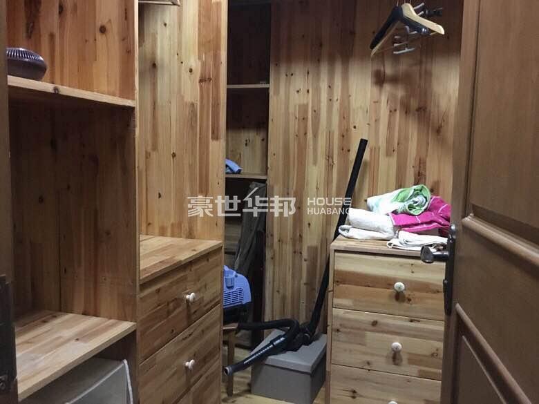 衣帽间
