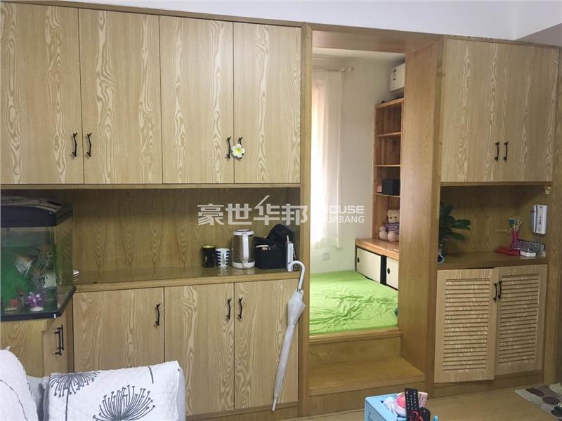 客厅