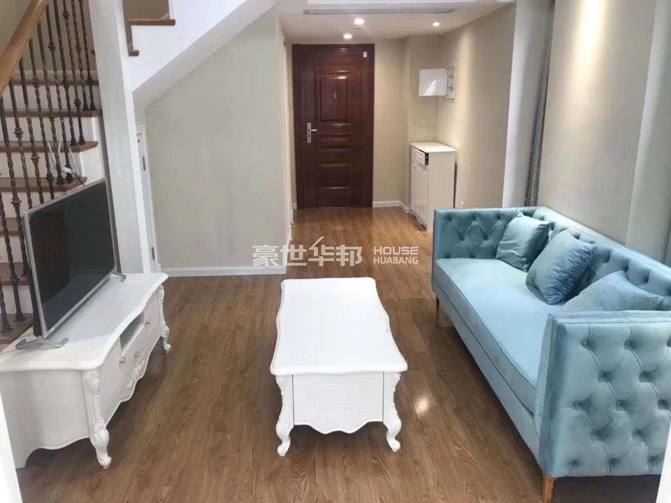 客厅
