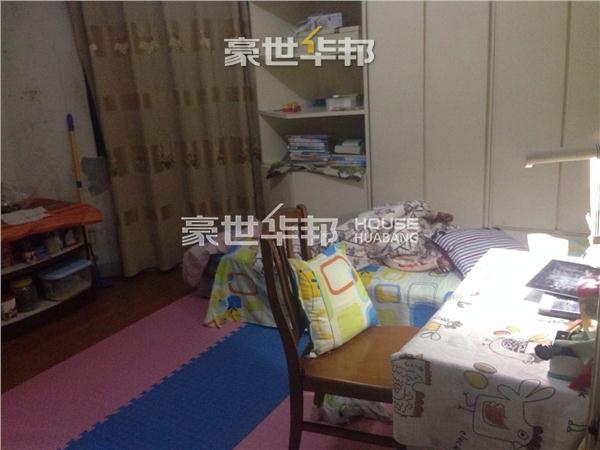 房间