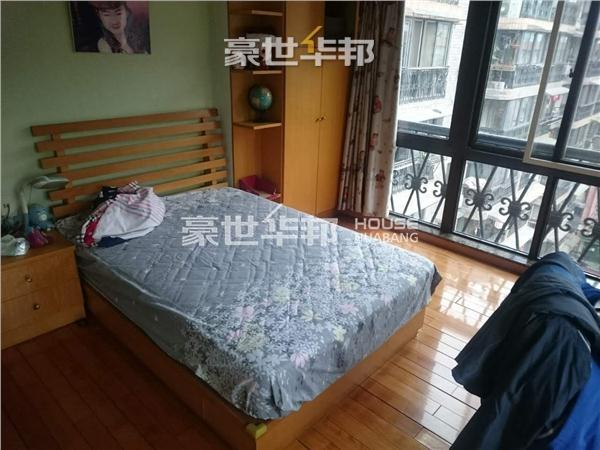 房间