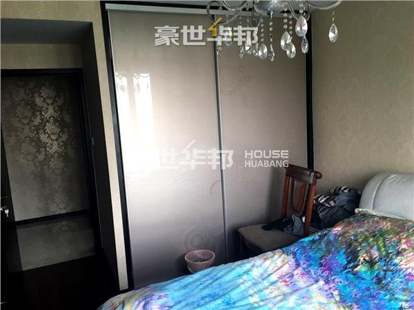房间