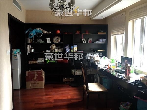 房间
